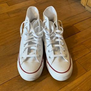 Brand new converse. Only been worn once